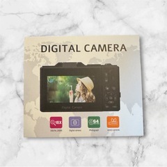 【新品未使用】デジカメ 4K 6400万画素 デジタルカメラ 18倍デジタルズーム 自撮りの画像