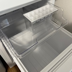 SHARP冷蔵庫の画像