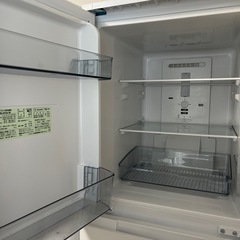 SHARP冷蔵庫の画像
