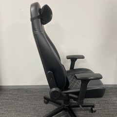 ゲーミングチェア noblechairs ICON ホワイトの画像