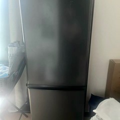 🏠 家具・家電セット（ベッド＋マットレス・洗濯機・冷蔵庫・デスク・カーテン2セット）の画像