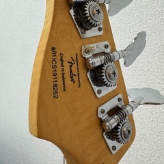 Squier by Fender aff JAZZBASE ジャズベースの画像