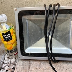 【大阪】投光機(50W)LED！10個セット　リモコン付き！16色に変更可能、また16色グラデーションや16色自動切り替えなど！動作確認済み！の画像
