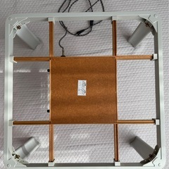 ハローキティ　こたつ　赤外線ヒーターつき付きの画像