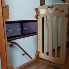 赤ちゃん、幼児用　階段柵　ゲートの画像