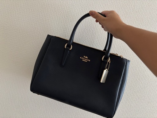 coach バッグ　紺色