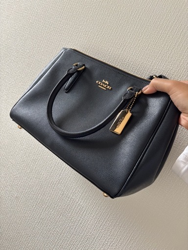 coach バッグ　紺色