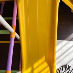子ども用滑り台の画像