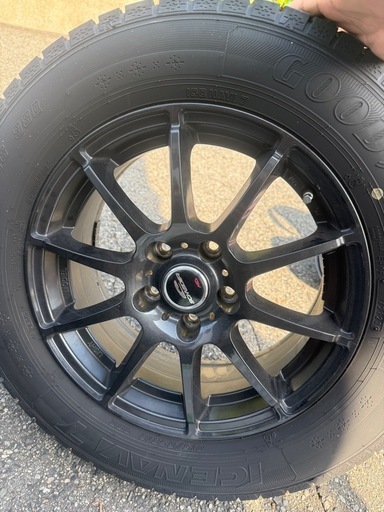 アルファードスタッドレス