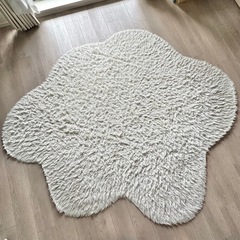 くも型ラグマット190x235cmの画像