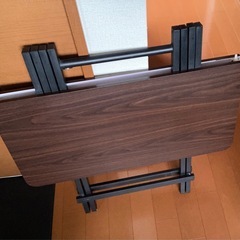 折りたたみテーブル＆チェアセットの画像