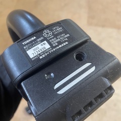 101001東芝充電式コードレス掃除機スティッククリーナー2022年製の画像