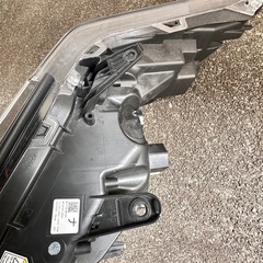 アルファード 30系 右ヘッドライトASSY 美品 割れなし 3BA-AGH30W 令和4年式車外しの画像