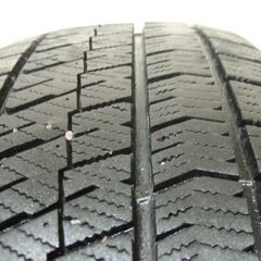 ブリヂストン ブリザック VRX2 225/60R17 スタッドレス タイヤ 17インチ 2018年製造 4本の画像