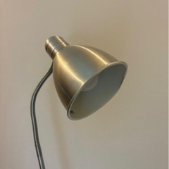 ⭐️格安⭐️IKEAのおしゃれなフロアライト⭐️の画像