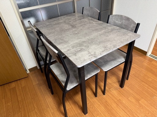 4人掛けダイニングセット（テーブル＋シンプルデザインチェア）ストーン×ブラック