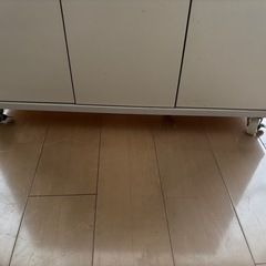 キャスター付シェルフ　の画像
