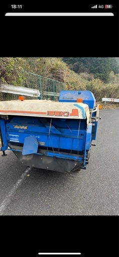 井関農機（ISEKI）のコンバイン「フロンティア140」