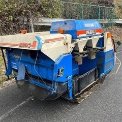 井関農機（ISEKI）のコンバイン「フロンティア140」の画像