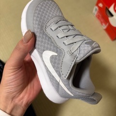 ベビーシューズ　NIKE 13cm 新品未使用の画像
