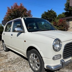 ミラジーノ　車　本体の画像