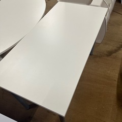 オフィス•パソコンデスクの画像
