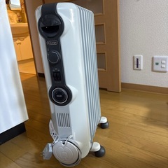 デロンギ　オイルヒーターの画像