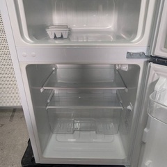HISense 2019年式単身用冷蔵庫の画像
