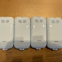 HW-02C ホワイト 4台セット　充電器なし。箱なし。の画像