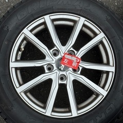 スタッドレスタイヤ+ホイール　215/60R16の画像