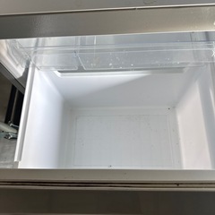 ② 冷蔵庫　2016年製の画像