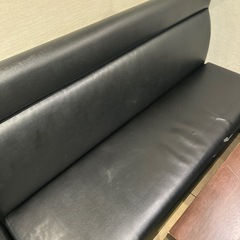 飲食店テーブルセットの画像