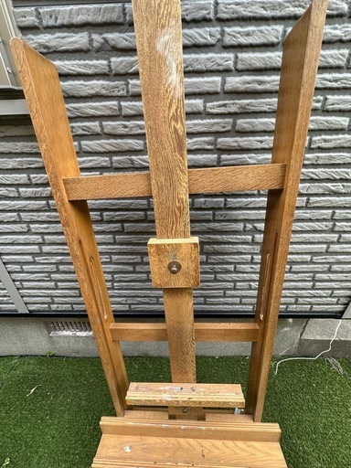 イーゼル　値下げしました