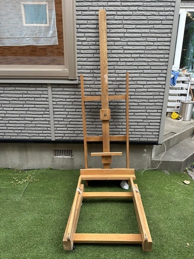 イーゼル　値下げしました