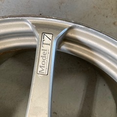 １８インチホイルモデルT7の画像