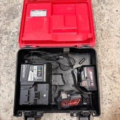 HITACHI 日立　18vバッテリー　じゅ充電器の画像