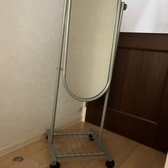 姿見の画像
