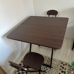 折りたたみ式ダイニングテーブルイスセットの画像