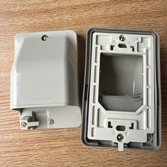 Panasonic WP29131K 防雨入線カバー 露出・埋込両用 2個の画像