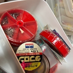 釣り用具セット　ルアー・重りなどの画像