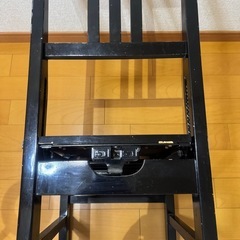 ピアノ椅子の画像