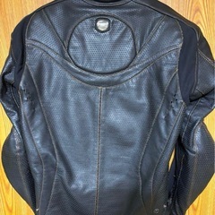 HYOD Minerva レザージャケットの画像
