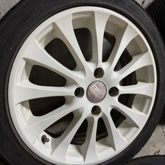 15インチホイールタイヤセットの画像