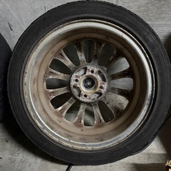 15インチホイールタイヤセットの画像