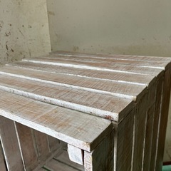 ナチュラルなシェルフ①棚　箱の画像