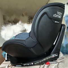 Britax Römer DUALFIX i-SIZE チャイルドシートの画像