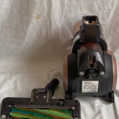 東芝　サイクロン式掃除機　動作確認済み　2018年製の画像