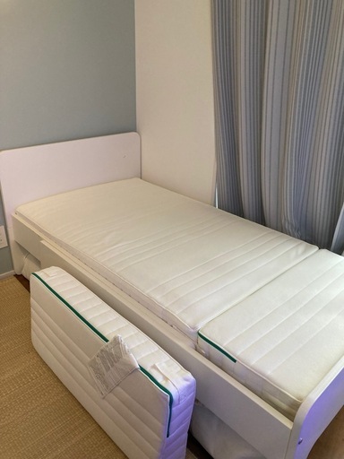IKEA スレクト伸長式ベッド　マットレス付き