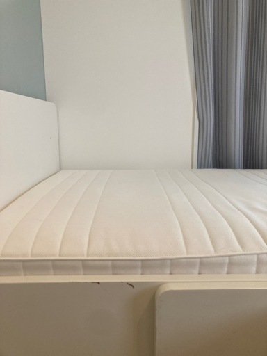 IKEA スレクト伸長式ベッド　マットレス付き