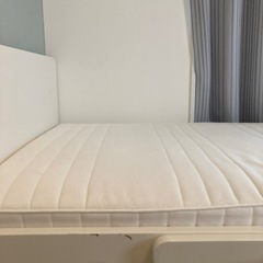 IKEA スレクト伸長式ベッド　マットレス付きの画像